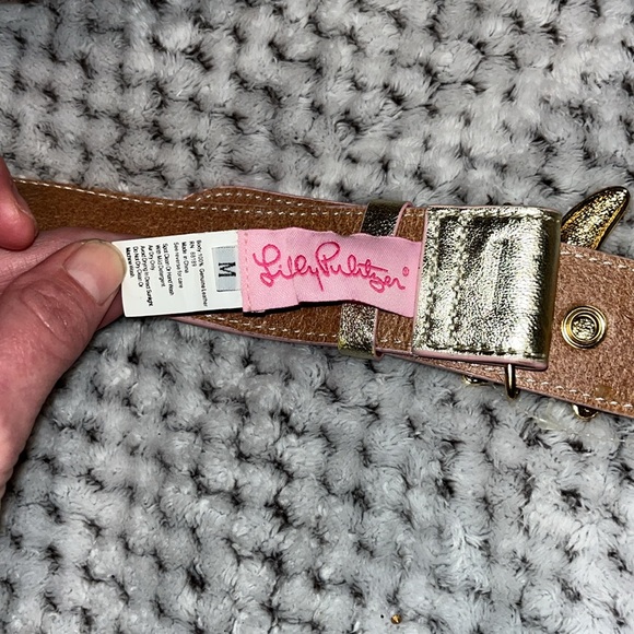 Lilly Pulitzer gold leatherr belt with a pink and green  jeweled starfish. EUC! - Picture 3 of 4